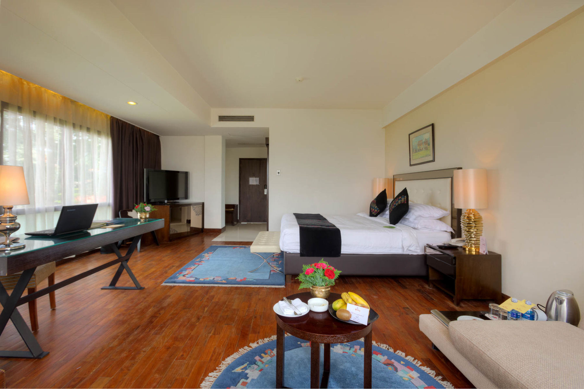 Himalaya Hotel 5*
